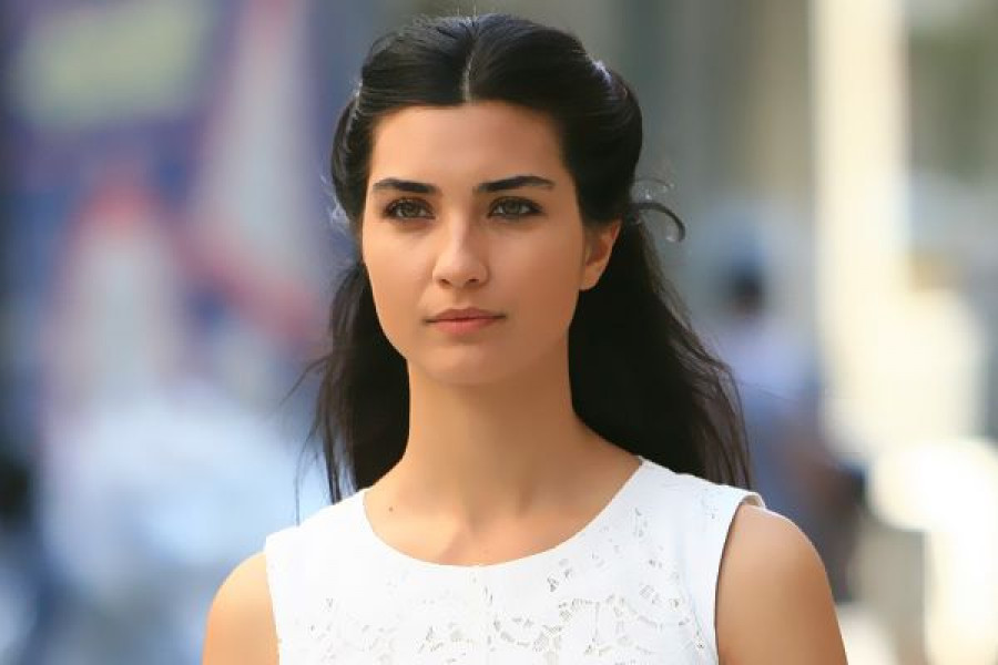 TUBA BÜYÜKÜSTÜN