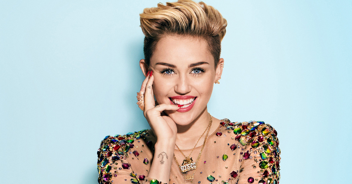 MİLEY CYRUS