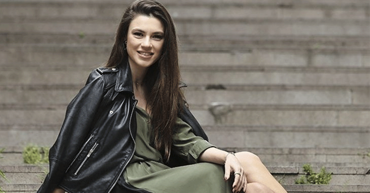 Yüsra Geyik kimdir?