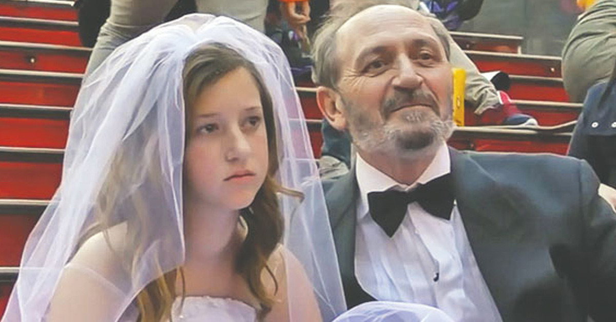 Üvey kardeşi müdahale etti