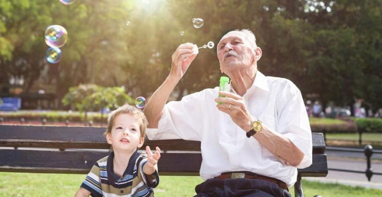 65 Yaş Üstü Ve 20 Yaş Altı 