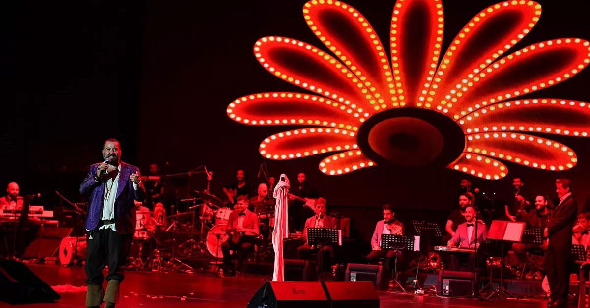 ATA DEMİRER GAZİNOSU – FOX TV