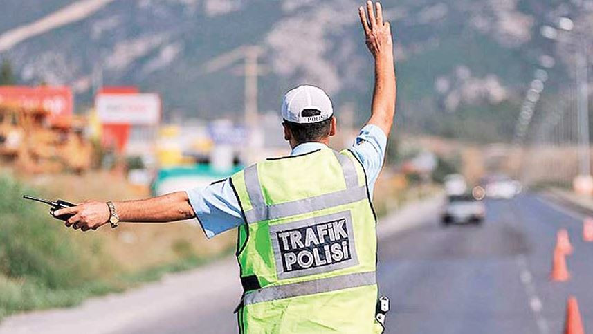  GÖRÜNCE İSTEM DIŞI FRENE BASIYORUZ