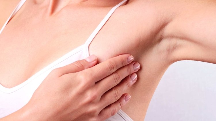 Yanlış: Memede gelişen her kitle kanserdir