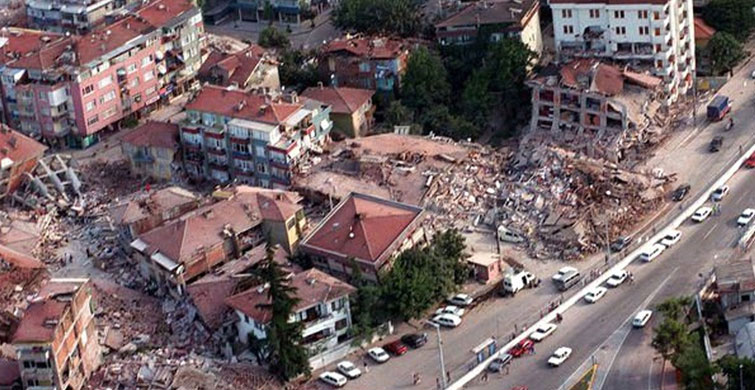 İZMİR DEPREMİ DERİN YARALAR AÇTI