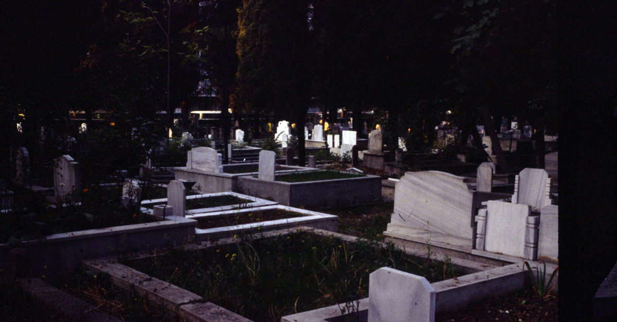 Annenin ruhu ziyaret etti