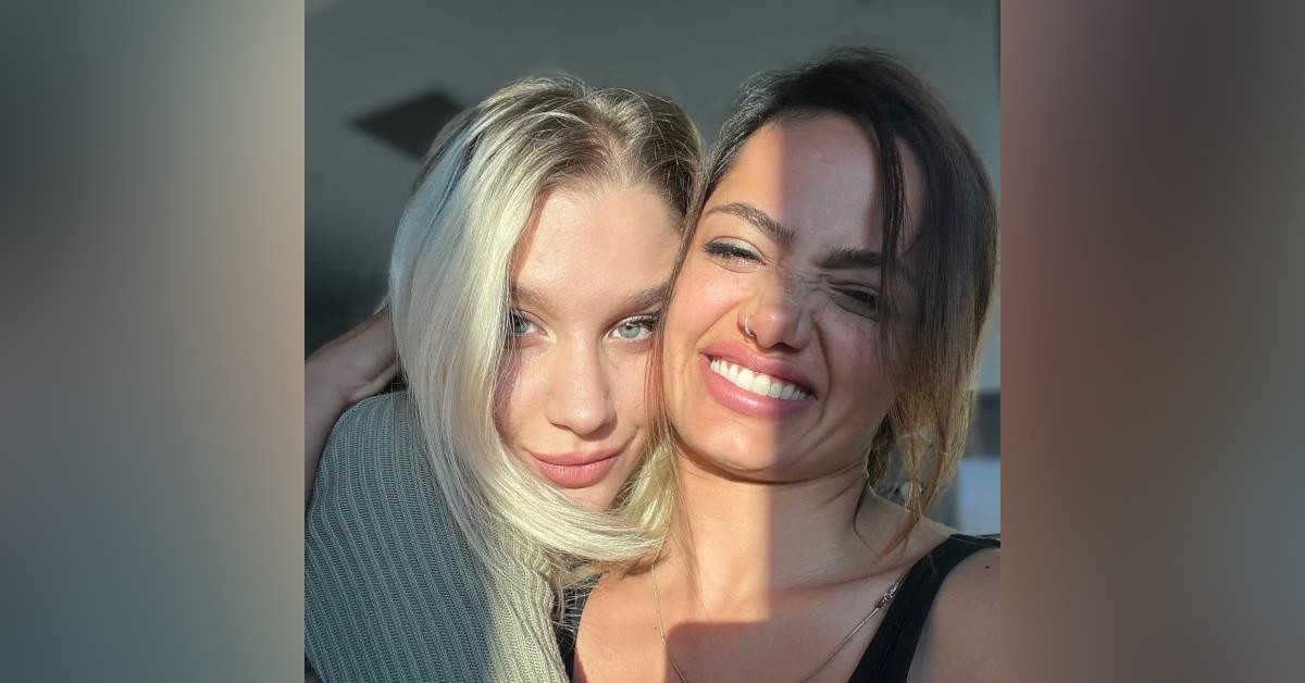 Öpüştüğü anları yayınladı