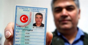 Bu soyisimlerle insan içine çıkmak yürek ister!