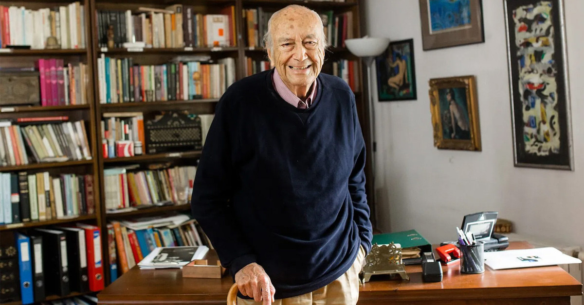 Türkiye'nin hafızası, gazeteci ve yazar Hıfzı Topuz