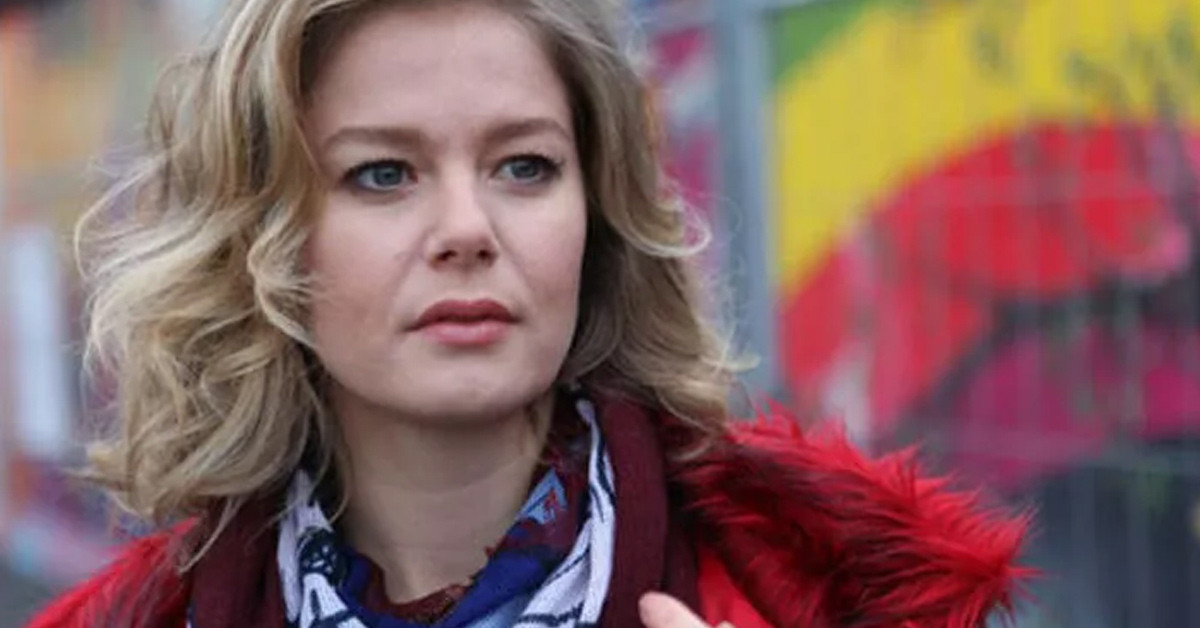 NETFLİX DİZİSİ FATMA