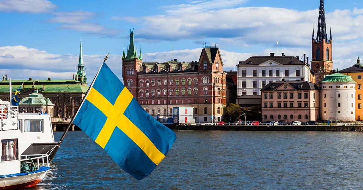 4. İSVEÇ