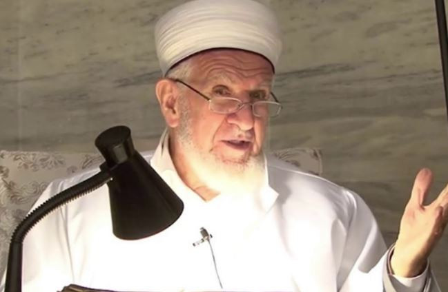  CEVAT AKŞİT ÖLDÜ ÖLDÜ MÜ?