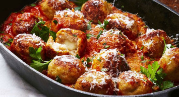 15 dakikada hazırlanan pratik yemek tarifleri nelerdir? 8 pratik yemek fikri