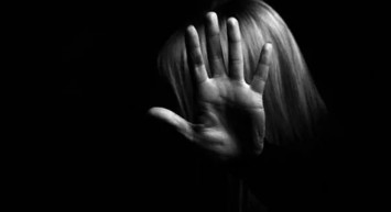 22 Yaşındaki Kadını Zincire Bağlayıp 7 Ay Boyunca İşkence Yaptı