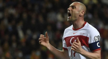 A Milli Takım'a veda ettiğini açıklayan Burak Yılmaz, Beşiktaş'a transfer oluyor!