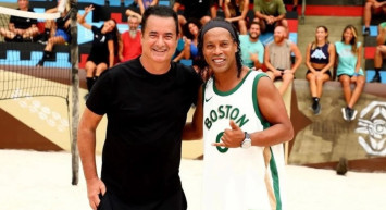 Acun Ilıcalı bu kez paraya kıydı: Ronaldinho'yu Survivor'a getirmek için servet ödemiş!