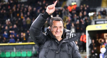 Acun Ilıcalı Fenerbahçeli Mesut Özil'in, takımı Hull City'e transferi hakkında konuştu!