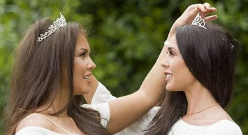 Adıyaman'da ikiz kardeşler evlendi