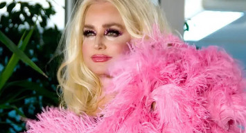 Afrodit Banu Alkan'dan olay itiraf: O ünlü şarkıcı yüzünden çocuğum yok!