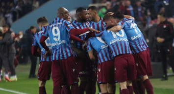 Ahmet Çakar Trabzonspor'un Şampiyonluk Mücadelesini Değerlendirdi!