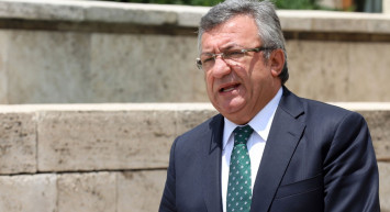 AK Parti Grup Başkan Vekili Özlem Zengin ile türkü söylediği videosu gündem olan CHP’li Engin Altay’ın skandal açıklamaları