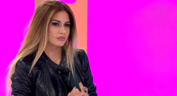 Aleyna Tilki’nin çıplak pozuna Nihal Candan’dan misilleme geldi: Cinsel organını çantayla kapatmaya çalıştı