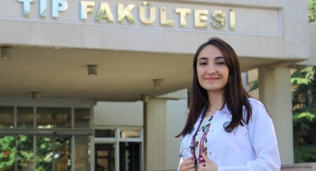 Balıkesirde Kazada Hayatını Kaybeden Tıp Öğrencisinin Babasından Duygu Dolu Sözler