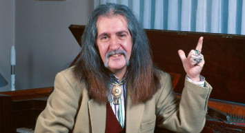 Barış Manço'nun gerçekleştiremeden aramızdan göçtüğü üç hayali! Bir tanesine çok duygulanacaksınız...