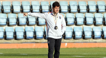 Başakşehir Teknik Direktörü Emre Belözoğlu, Transferde Fenerbahçe'den Mauricio Lemos'u Gözüne Kestirdi!