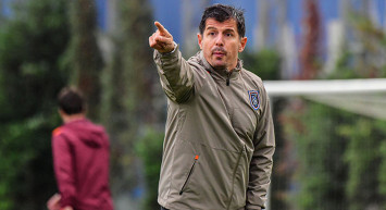 Medipol Başakşehir Teknik Direktörü Emre Belözoğlu'ndan Transfer Açıklaması!