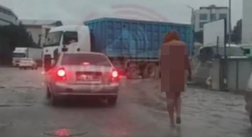 Bebek Sahili rezaletinden sonra bir ‘çıplak’ vakası daha: Bu ülke daha ne rezillikler görecek!