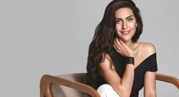 Bergüzar Korel İle Kızı Leyla’dan İlk Görüntüler: Doğum Sonrası Korkutan İtiraf