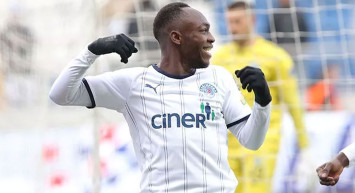 Beşiktaş, Süper Lig ekiplerinden Kasımpaşa'nın formasını giyen Jackson Muleka'nın transferi için harekete geçti!