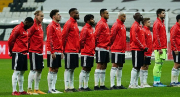 Beşiktaşlı Oğuzhan Özyakup'a Medipol Başakşehir Talip Oldu!