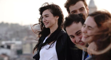 Bir Derdim Var ilk bölümüyle seyirciyi ekrana kilitledi!