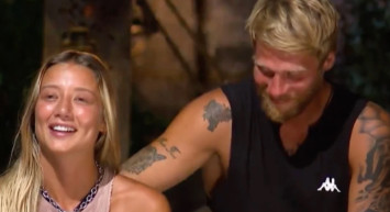 Bir uyarı da Survivor Aleyna'nın annesinden geldi: ''Yunus Emre'den uzak dur!''