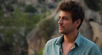 Biz Kimden Kaçıyorduk Anne? Konusu Ne, Oyuncu Kadrosunda Kimler Var?