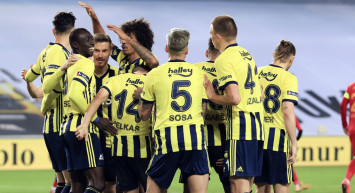 Borussia Dortmund Attila Szalai'yi Kadrosuna Katmak İstiyor!