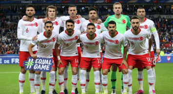 Borussia Dortmund Merih Demiral'ı İstiyor!