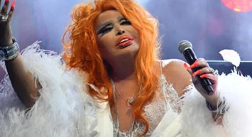 Bugüne kadar görülmemiş hediye! Bülent Ersoy hemen alıp kasasına kaldırdı