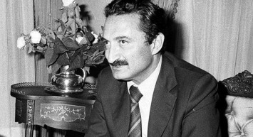 Bülent Ecevit Kimdir?