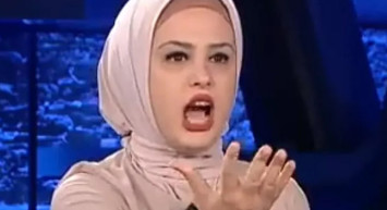 Canlı yayında cin çıkarma seansı yapan Pelin Hürman itiraf etti! ‘Siz bir de beni cin çıkarırken görün...’