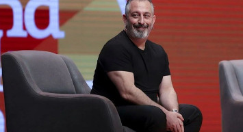 Cem Yılmaz tarafsızlığı bıraktı desteklediği Cumhurbaşkanı adayını açıkladı