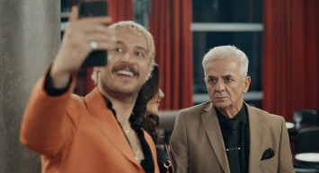 Cem Yılmaz’ın Yeni Projesi Üç Kuruş Dizisinin Seyrini Değiştirdi: Zafer Algöz Diziden Ayrıldı