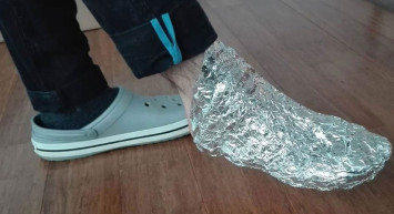 Alüminyum folyo ağrılara iyi gelir mi? Çinli şifacıların kullandığı alüminyum folyo yöntemi