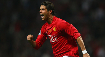 Cristiano Ronaldo, Manchester United'a Transfer Oldu!