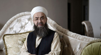 Cübbeli Ahmet’in hastalığı ne? Üzen haberi canlı yayında paylaştı