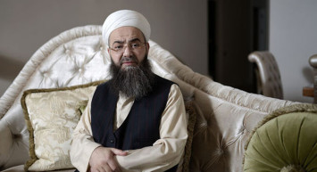 Cübbeli Ahmet'ten olay yaratan cinsel ilişki açıklaması! Gelen soruya öyle bir yanıt verdi ki izleyiciler bile utandı