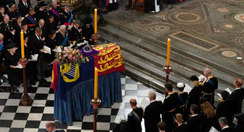 Devlet liderlerinin de katıldığı Kraliçe 2. Elizabeth'in cenaze töreninden ilk kareler geldi
