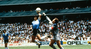 Diego Maradona Kimdir, Neden Öldü?